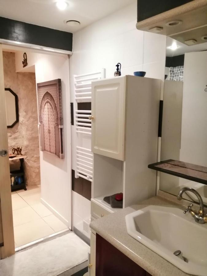 Jacuzzi Massage Sur Rdv,Duo,Reiki,Californien, Reflexologie Plantaire, Et Bouteille Mousseux Offerte Bed and Breakfast Ferolles Εξωτερικό φωτογραφία